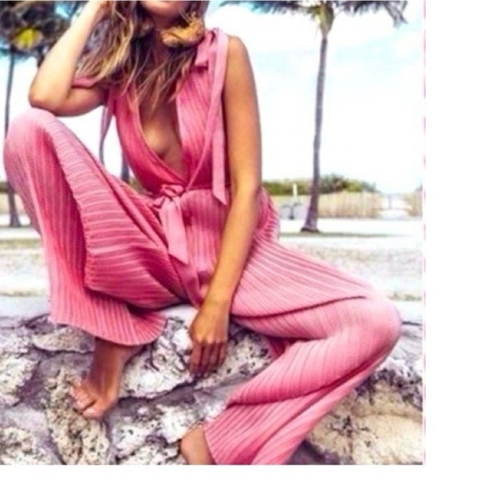 C/Meo Collective Anthropologie Unstoppable Jumpsuit Size XS Morange Link Red